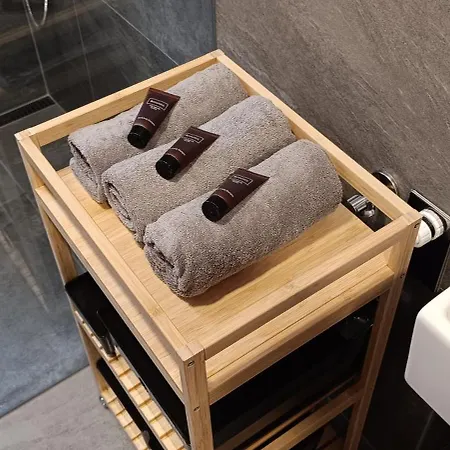 Nely Apartman